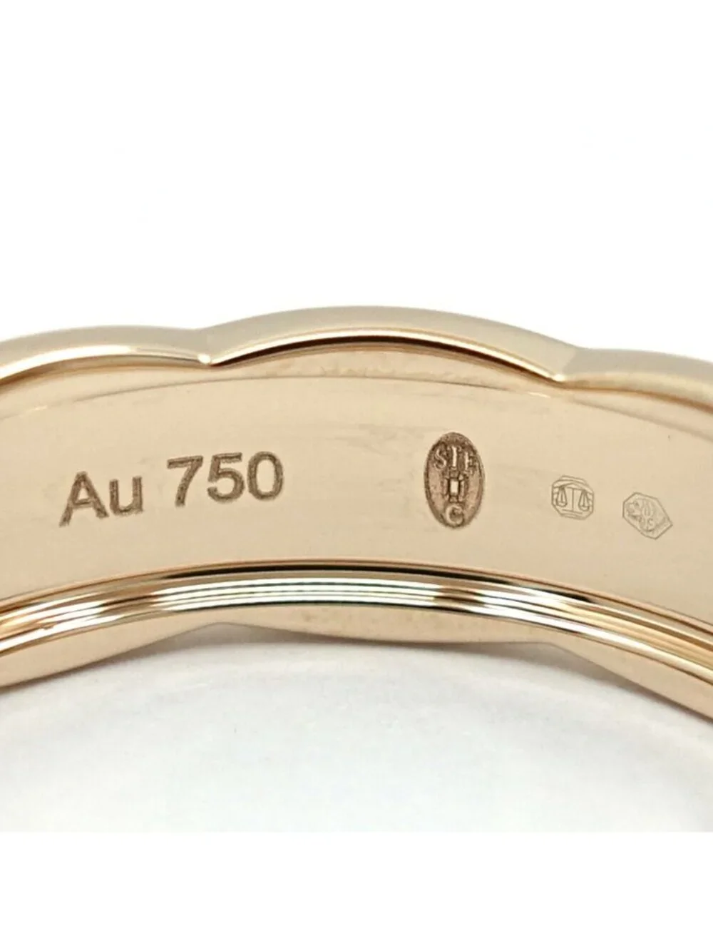 Chanel 18k Pink Gold Coco Crush Ring Medium Model Beige
